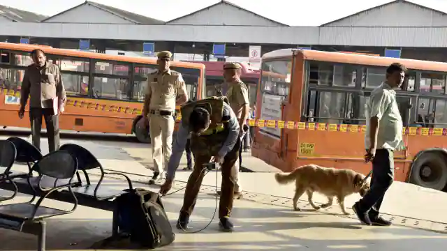 स्वतंत्रता दिवस को लेकर अलर्ट पर भारत, दिल्ली में कारतूस बरामद; कोलकाता में उड़ते मिले ड्रोन