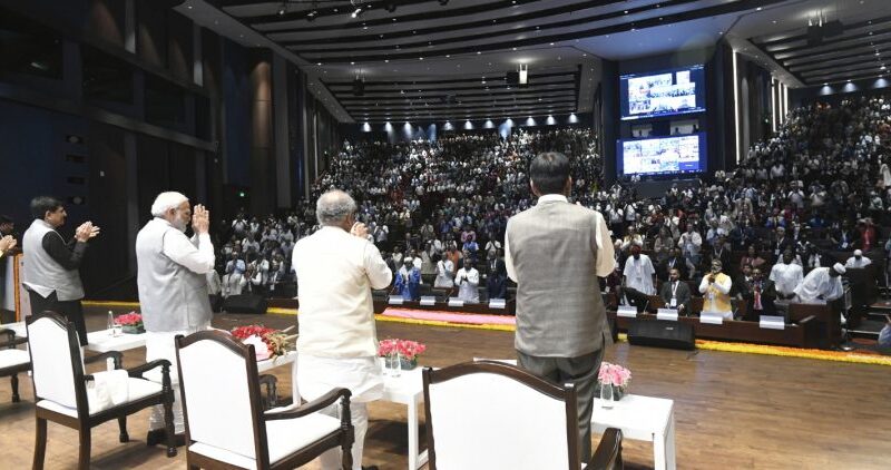 प्रधानमंत्री नरेन्द्र मोदी ने किया श्रीअन्न का शुभारम्भ, सूबे के कृषि मंत्री गणेश जोशी हुए शामिल