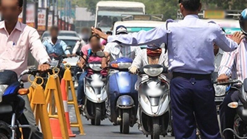 यातायात नियम तोड़ने पर देखनी होगी दो घंटे की फिल्म