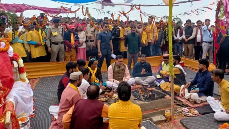 नागदेवता मूर्ति प्राण प्रतिष्ठा में सीएम धामी हुए शामिल, खुद को बताया भाग्यशाली