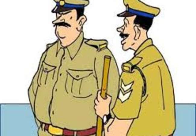 इंतजार दूल्हे का था आ पहुंची पुलिस