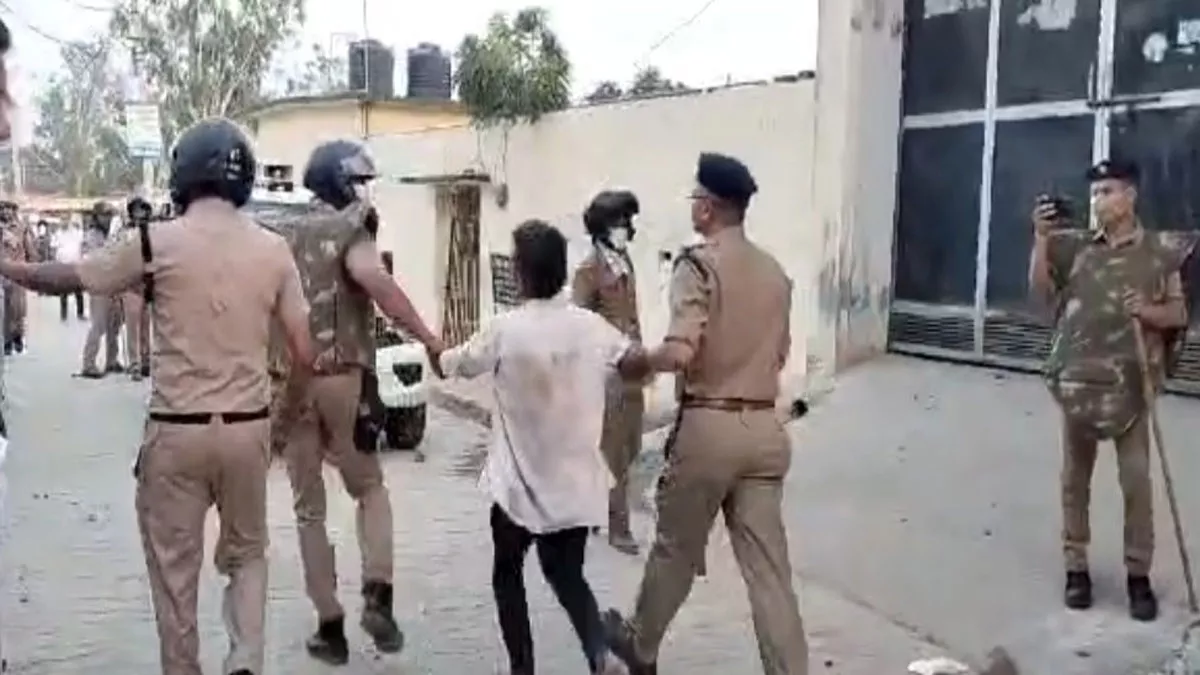 बेलड़ा गांव में युवक की मौत प्रकरणः पुलिस ने किया बवाल करने वालों के खिलाफ मामला दर्ज,13 गिरफ्तार