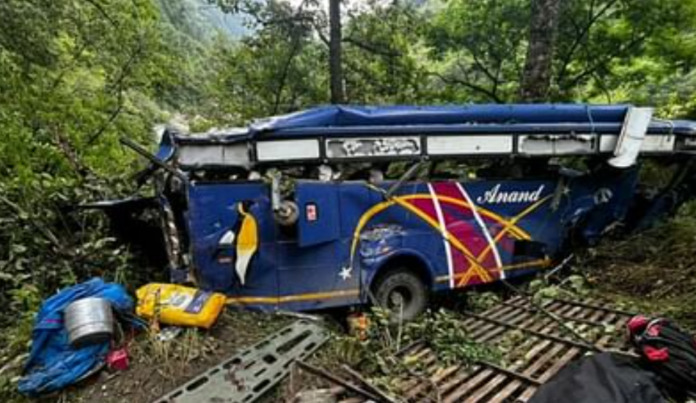 उत्तरकाशी बस हादसाः सोमवार अलसुबह 14 घायलो को कराया एम्स में भर्ती, चार गंभीर