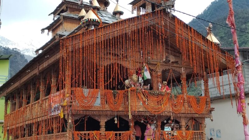 खुल गए सोमेश्वर देवता मंदिर के कपाट