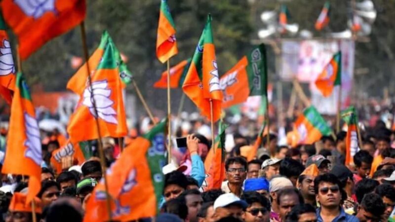 BJP के 47 बागी नेता 6 साल के लिए निष्कासित…