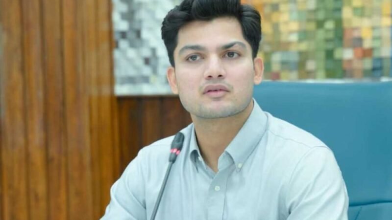 अधिकारियों की संयुक्त टीमें करेंगी ग्राम पंचायतों का भ्रमण