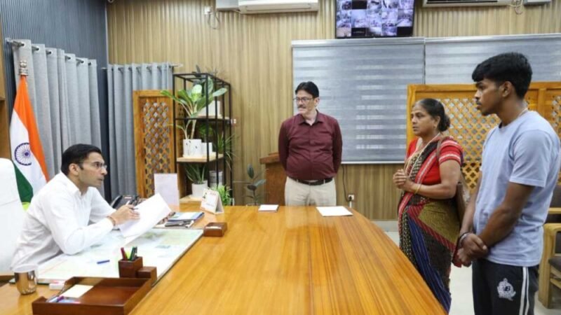 नन्हें नौनिहालों; असहाय, व्यथित विधवा मताओं संग धोखाधड़ी मानसिक उत्पीड़न पर डीएम सख्त