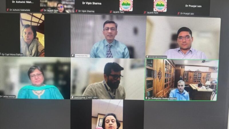 “अंतरिक्ष में मानव” विषय पर वेबिनार का आयोजन