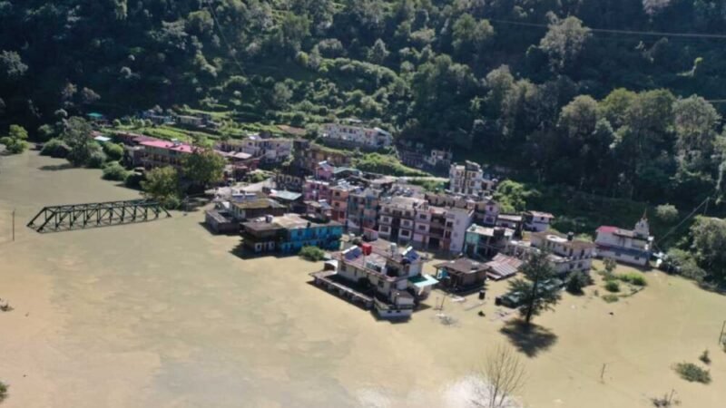 स्यानाचट्टी में बनी कृत्रिम झील को खोलने के प्रयास निरंतर जारी