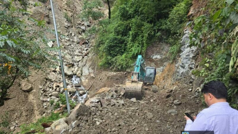 बसुकेदार क्षेत्र में टूटा पुल बनेगा फिर से, ल्वाड़ा में आज से शुरू हुआ वेली ब्रिज का निर्माण कार्य