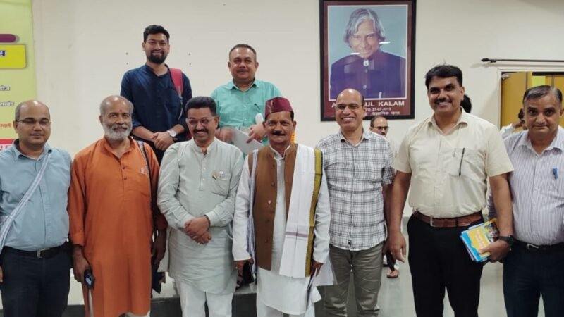 डेमोग्रॉफी बदलाव से सुरक्षा की दृष्टि से सजग होने की जरूरत : बजाज