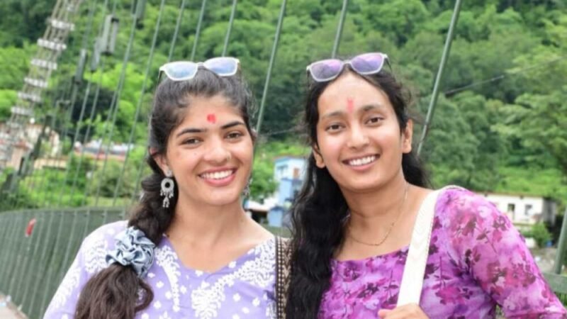 वनस्पति विज्ञान विभाग की छात्रा अवंतिका परमार ने  सी एस आई आर नेट जे आर एफ की परीक्षा उत्तीर्ण की