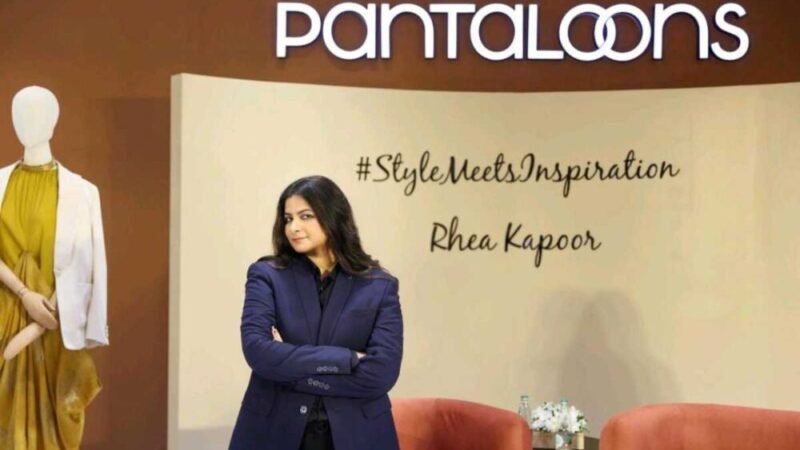 बॉलीवुड स्टाइल आइकन रिया कपूर ने पैंटालून्‍स का फेस्टिव एडिट कलेक्शन किया लॉन्च…