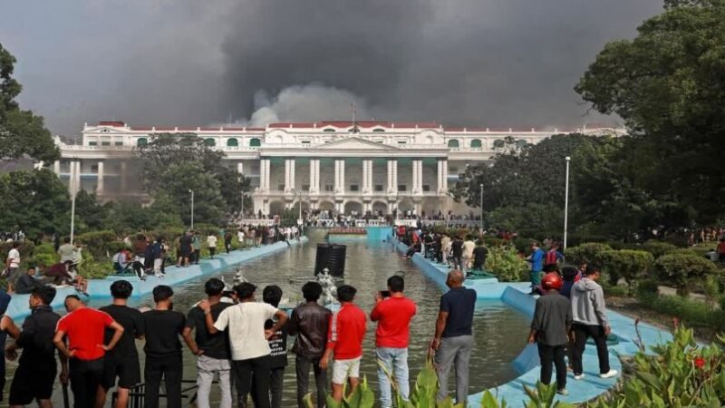 नेपाल Gen Z हिंसक प्रदर्शन, उत्तराखंड के तीन जिलों में अलर्ट, बढ़ाई गई सुरक्षा