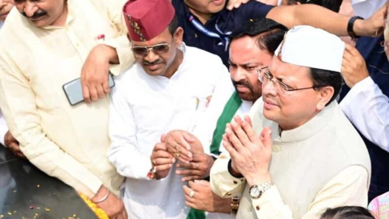 रामपुर तिराहा शहीदों को मुख्यमंत्री पुष्कर सिंह धामी ने दी श्रद्धांजलि