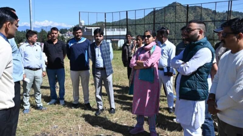 डीएम टिहरी द्वारा बादशाहीथौल, रानीचोरी क्षेत्र का स्थलीय निरीक्षण