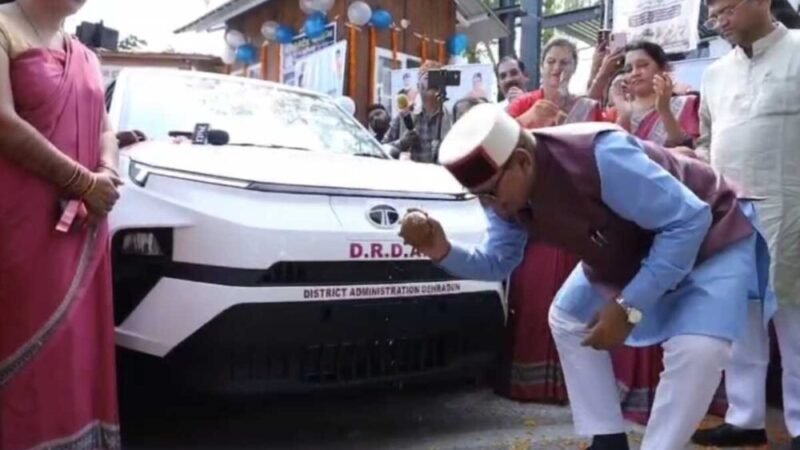 प्रथमबार महिला स्वंय सहायता समूह से पार्किंग संचालन; महिला सशक्तीकरण बनाने की ओर एक अभिनव प्रयास