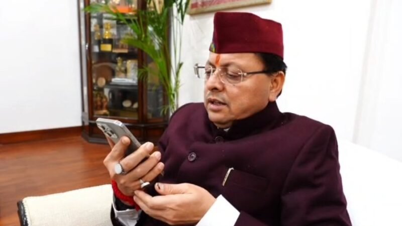 महिला क्रिकेट वर्ल्ड कप स्टार स्नेहा राणा को मुख्यमंत्री धामी का फोन — दी शुभकामनाएं, घोषित किए ₹50 लाख प्रोत्साहन राशि