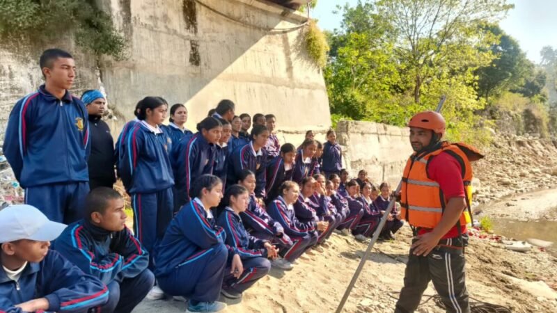 युवा आपदा मित्र – आपदा प्रबंधन प्रशिक्षण कार्यक्रम का सफल समापन