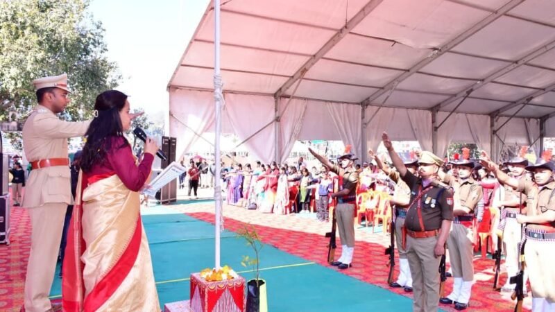 संविधान, कर्तव्य और एकता का संदेश: बागेश्वर में हर्षोल्लास के साथ मनाया गया गणतंत्र दिवस
