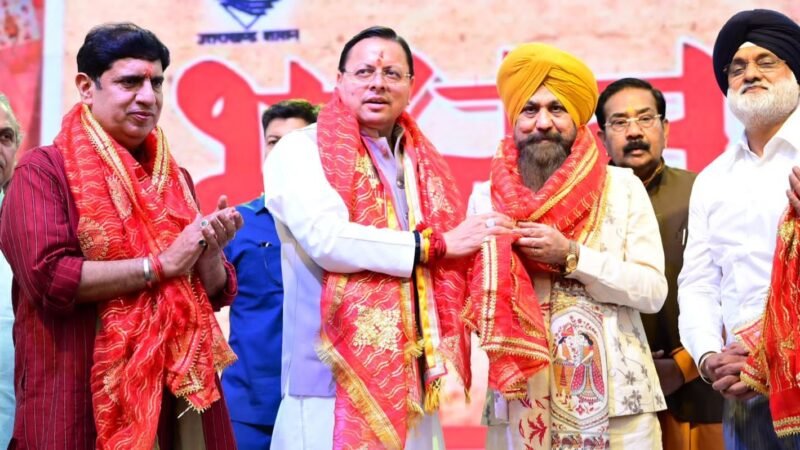 मुख्यमंत्री धामी ने काशीपुर के मां बाल सुंदरी मंदिर में की पूजा…