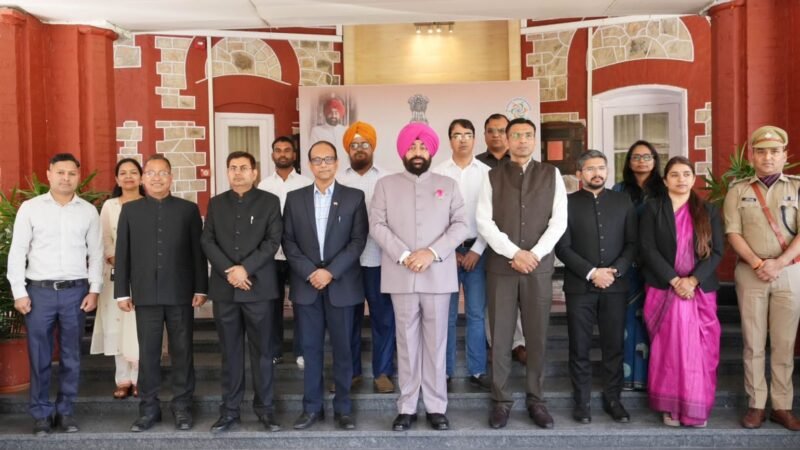 आपदा में उत्कृष्ट कार्य करने वाले कार्मिकों को राज्यपाल ने किया सम्मानित…