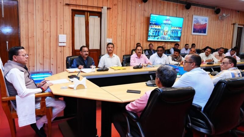 डिप्लोमा इंजीनियर्स की हड़ताल के बीच सीएम धामी से वार्ता…