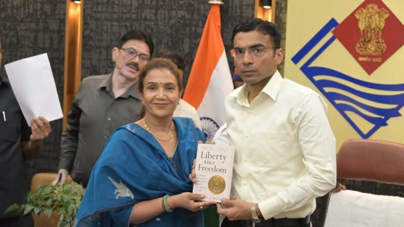 जनदर्शन में दिखी संवेदनशील प्रशासन की मिसाल, 239 शिकायतों का हुआ त्वरित निस्तारण…