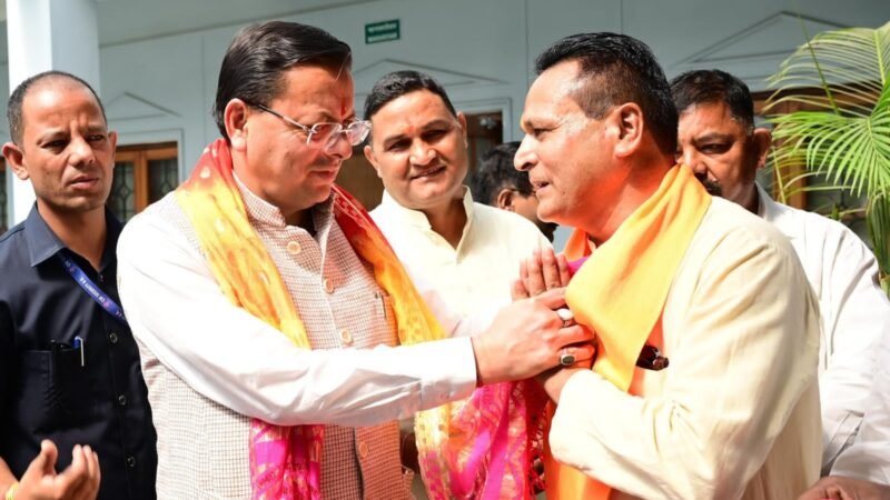 मुख्यमंत्री ने हल्द्वानी में जनता दरबार लगाकर सुनी समस्याएं…