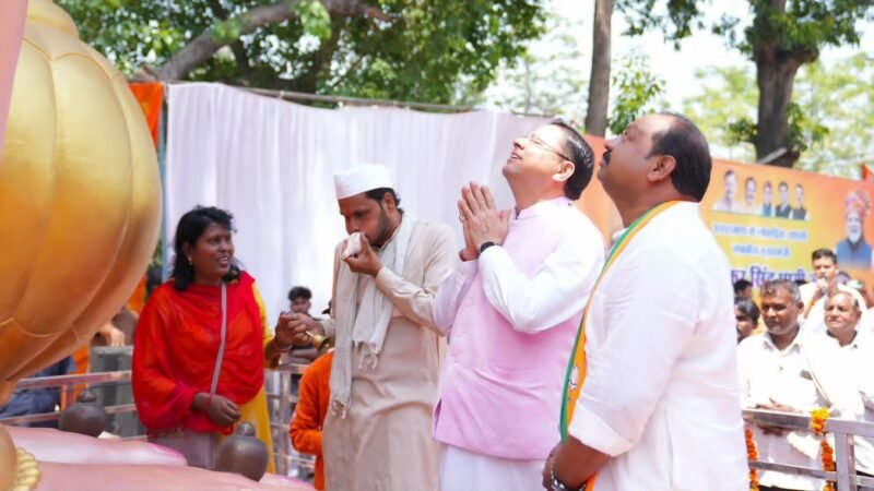 मुख्यमंत्री धामी ने भगवान भोलेनाथ एवं महाबली हनुमान की प्रतिमाओं का किया अनावरण